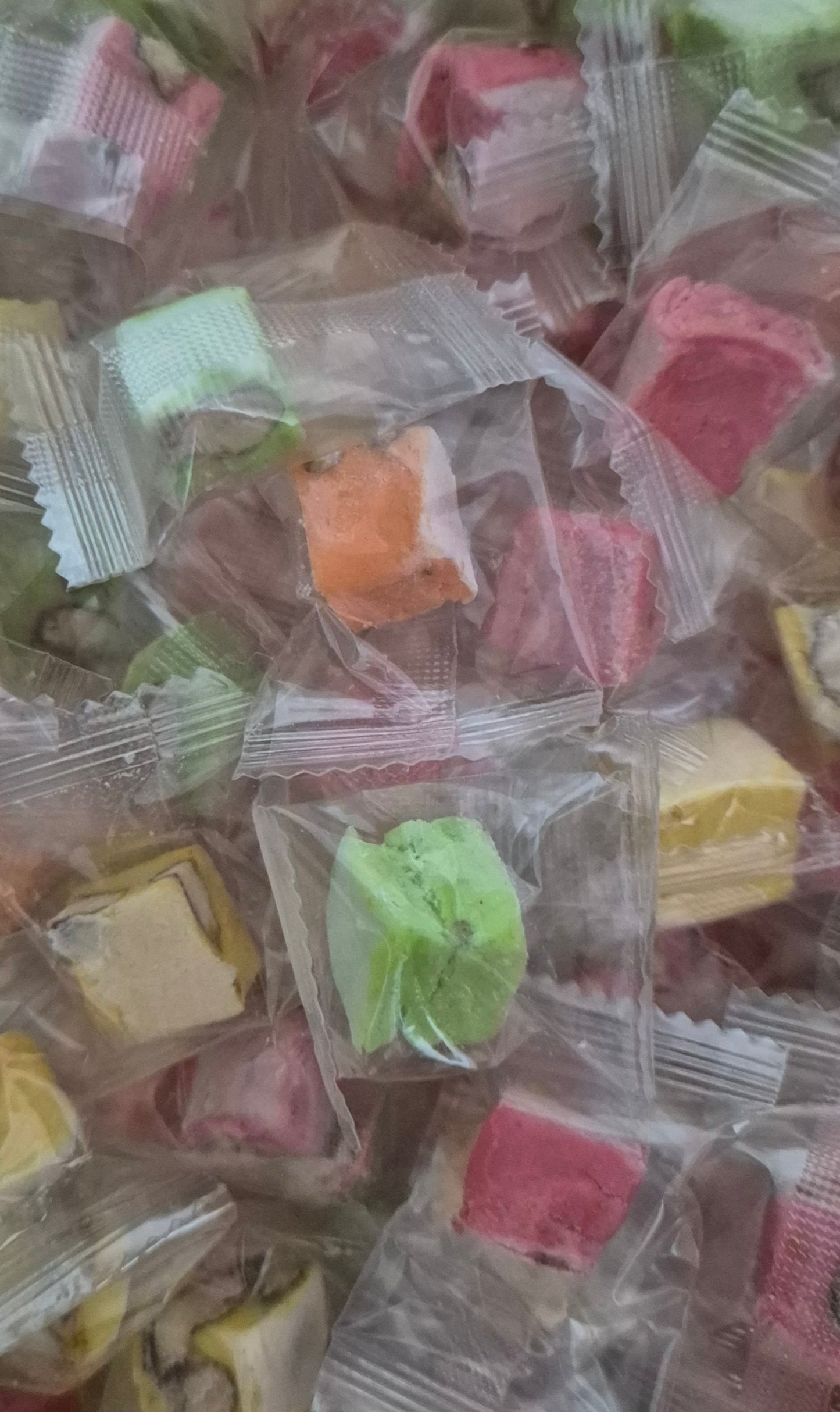 Petits Cubes De Nougat